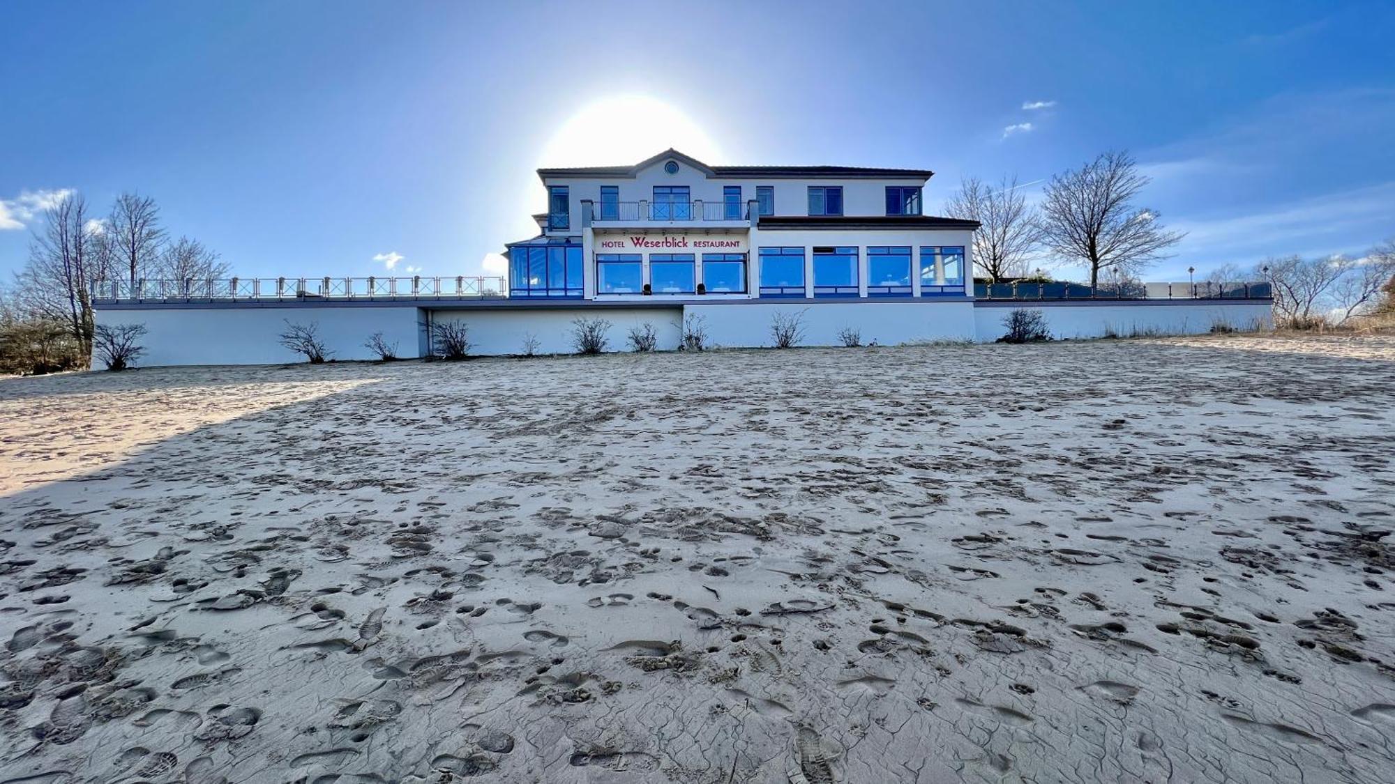 Gaestehaus Weserblick Am Weser-Sandstrand Berne Exterior photo